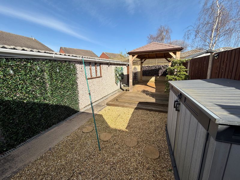 Lupus Way Great Sutton